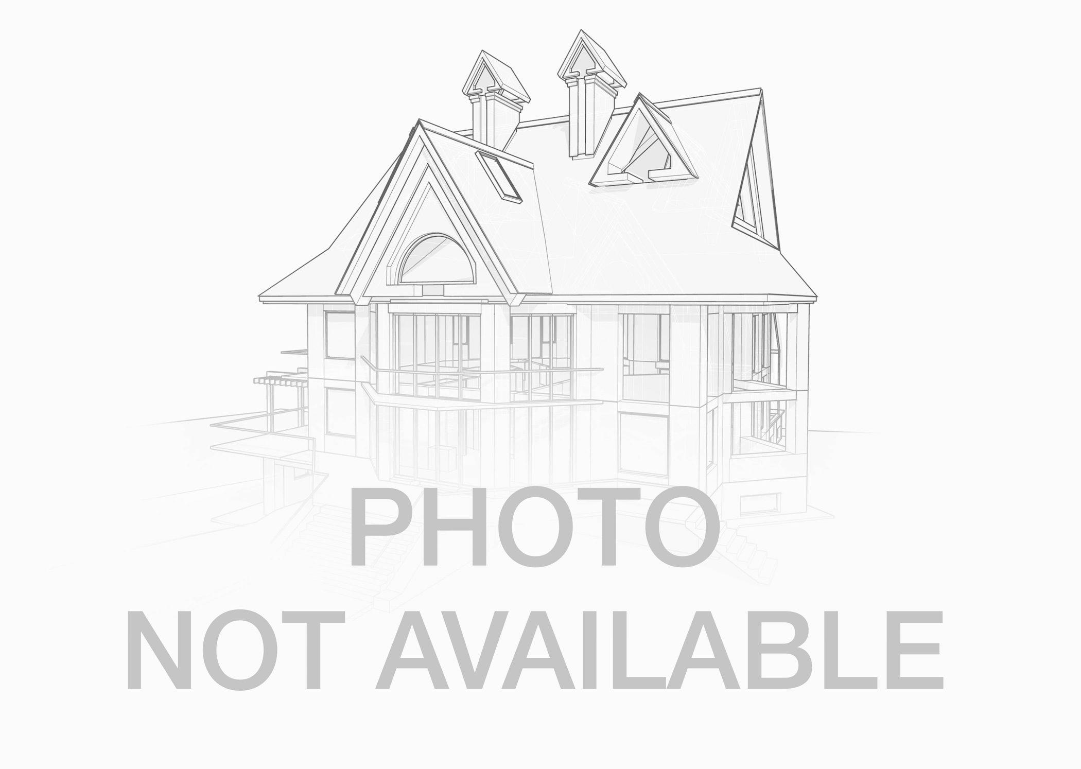 2727 Acorn Court 
